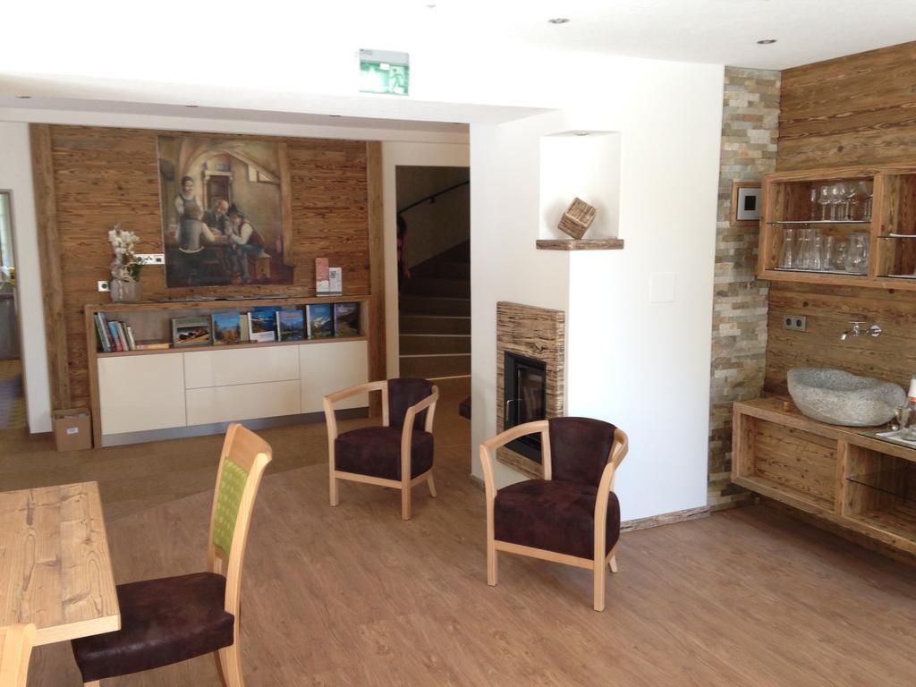 Hotel Garni Gruenmoos Sankt Jakob in Defereggen Esterno foto