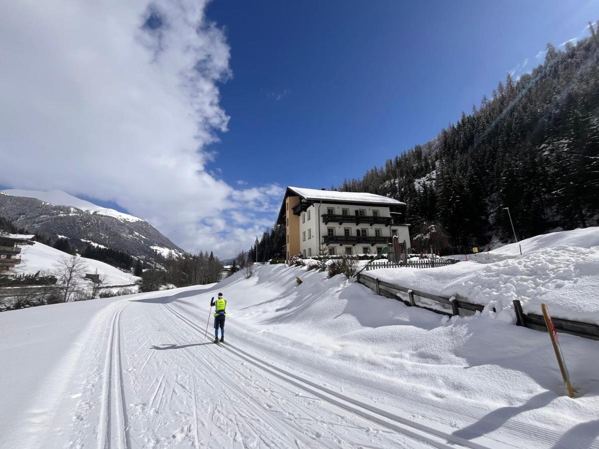 Hotel Garni Gruenmoos Sankt Jakob in Defereggen Esterno foto