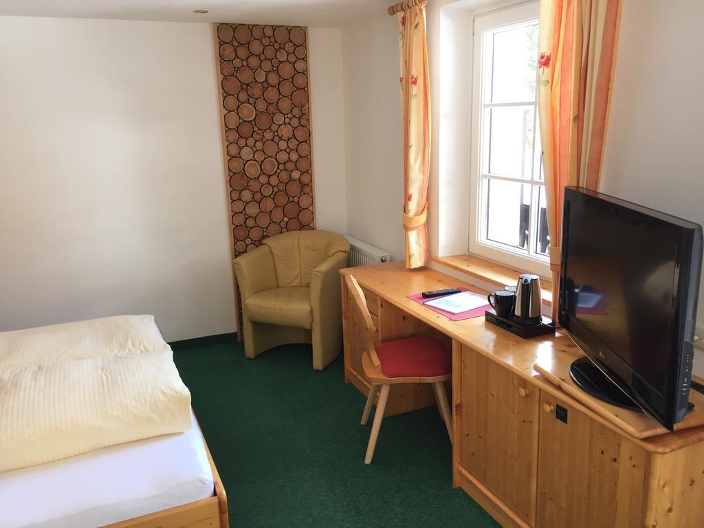 Hotel Garni Gruenmoos Sankt Jakob in Defereggen Esterno foto