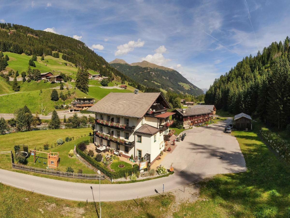 Hotel Garni Gruenmoos Sankt Jakob in Defereggen Esterno foto
